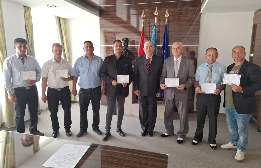 megbízólevelek átadása_roma_nemzetiségi képv